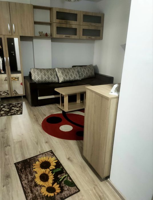 Inchiriez apartamentu cu o camera