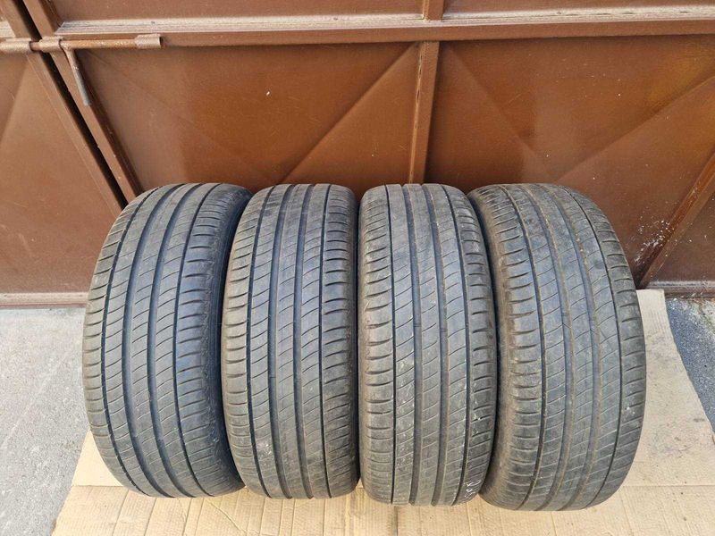 4 Michelin R18 225/50
летни гуми 
DOT4619