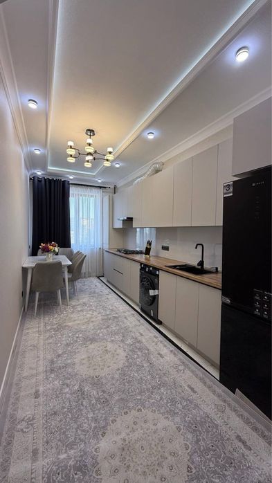 Продается 3 ком. Квартира на 3 этаже площадью 95 кв.м. По ул. Рудаки