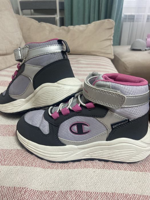 Детски боти Champion