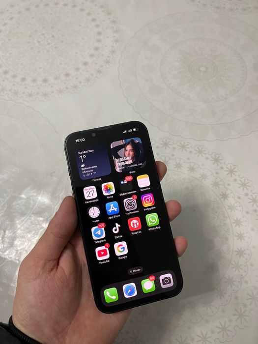 айфон 13 на гарантий