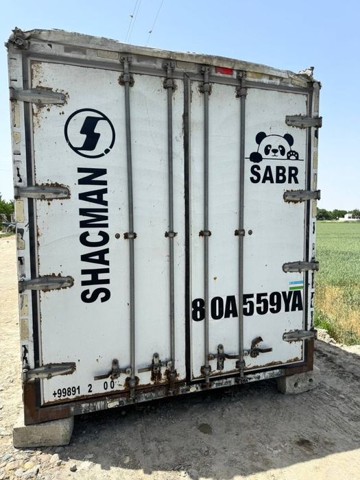 Butka sotiladi uzunligi 7,50. Eni 2,40.