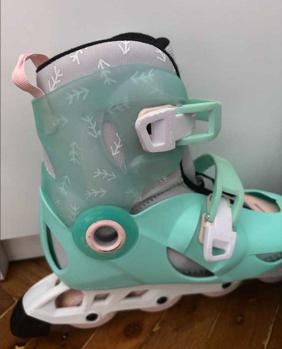 Продавам детски ролери OXELO зелени 34-36 номер