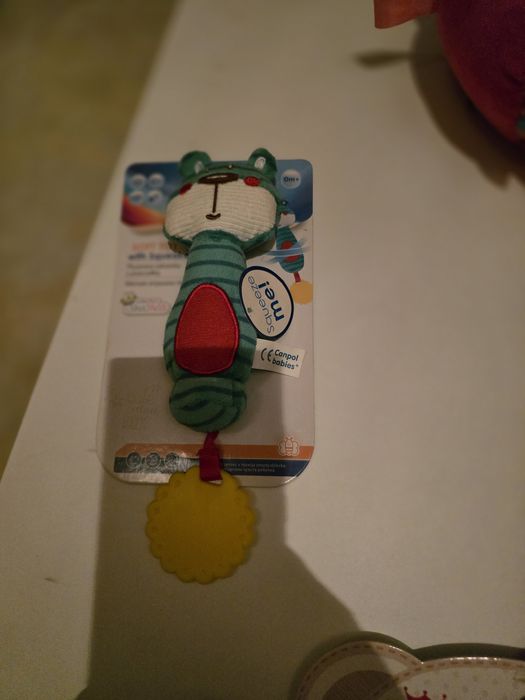 Лот от играчки от бебе до 12месеца