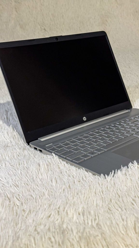 Laptop SIGILAT HP  i5 512 ssd 8gb ram
