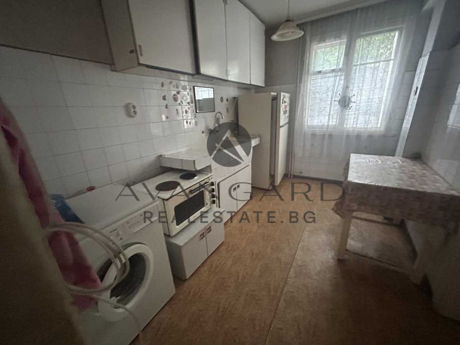 Продава се Тристаен апартамент в Пловдив, Център - 149 кв.м за 1947 €/кв.м - Снимка #5