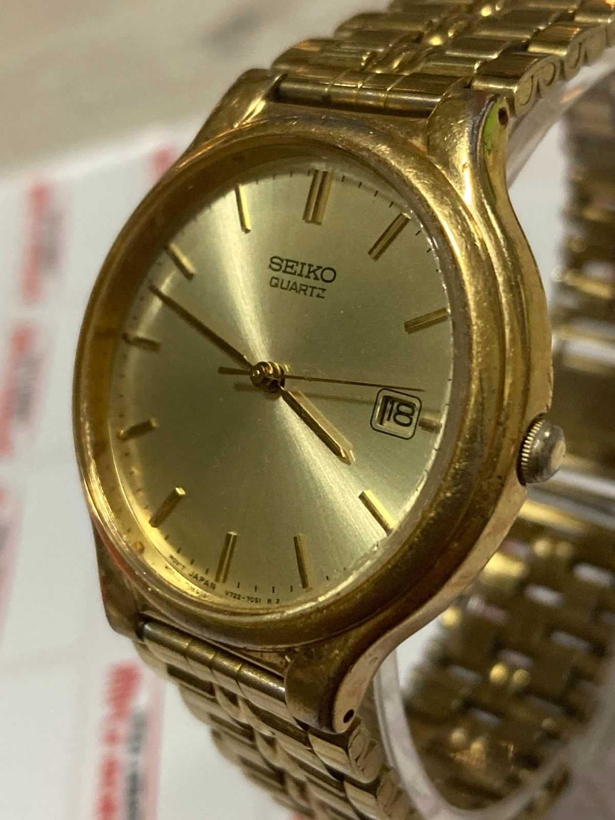 Мъжки  часовник Seiko quartz v722 7051