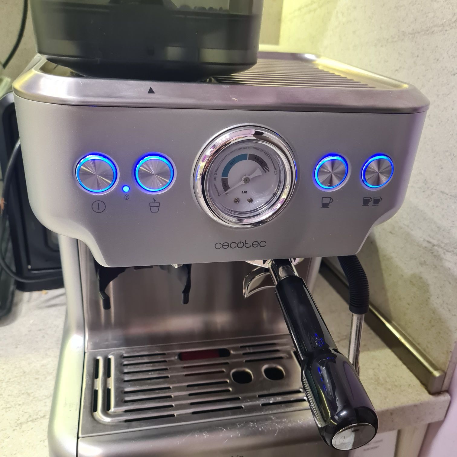 Кафемашина Cecotec Cumbia Power Espresso 20 Barista Aromax,2900W,20Bar