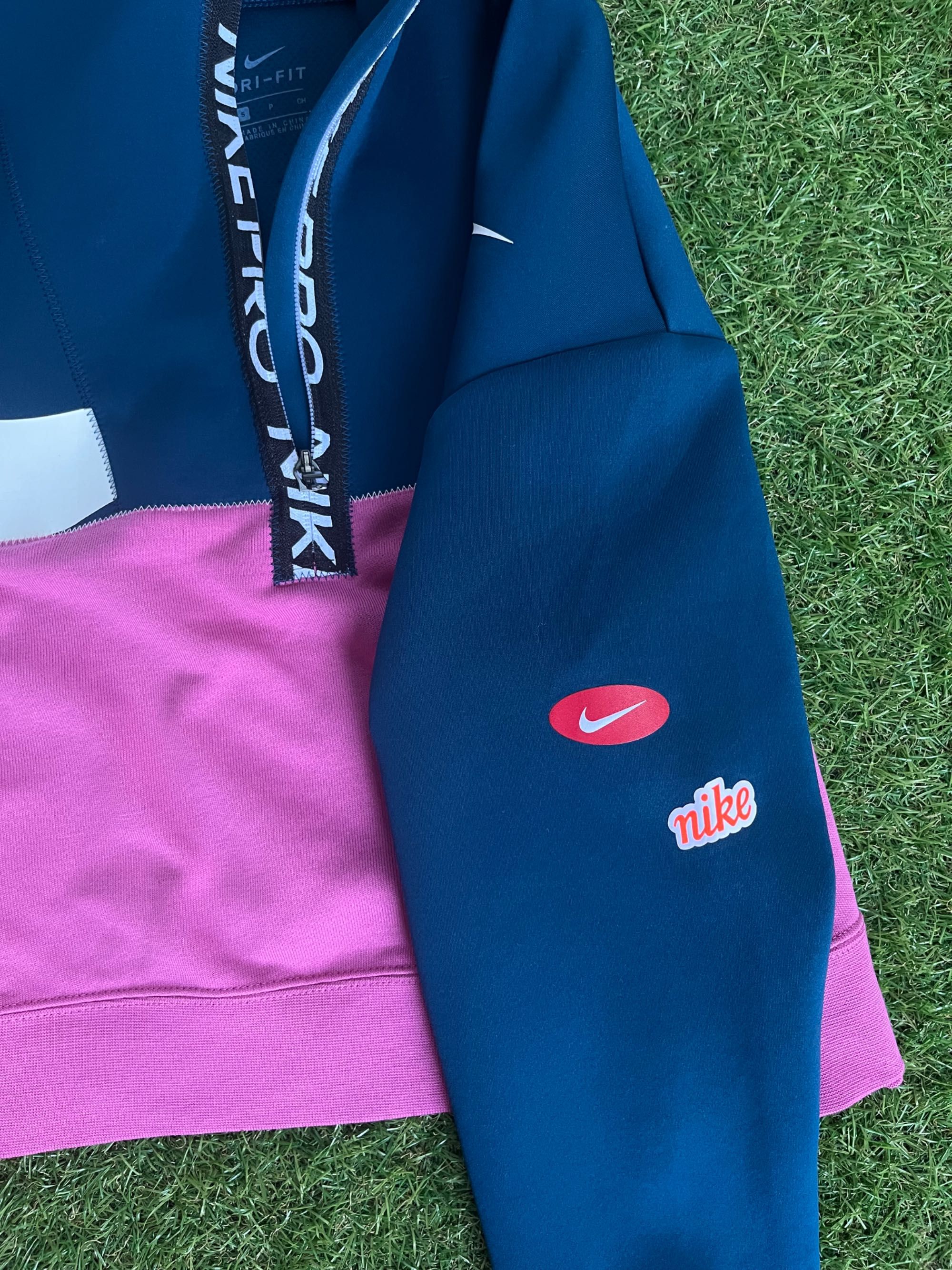 Дамско горнище : NIKE PRO S