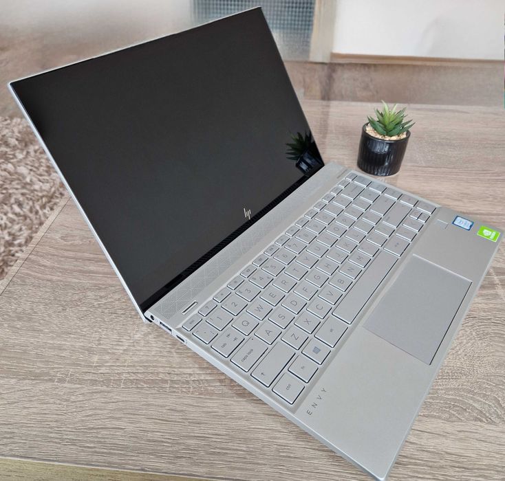 Лаптоп HP Envy 13 i5 8gen / 8GB RAM / 256GB БЕЗПЛАТНА ДОСТАВКА!