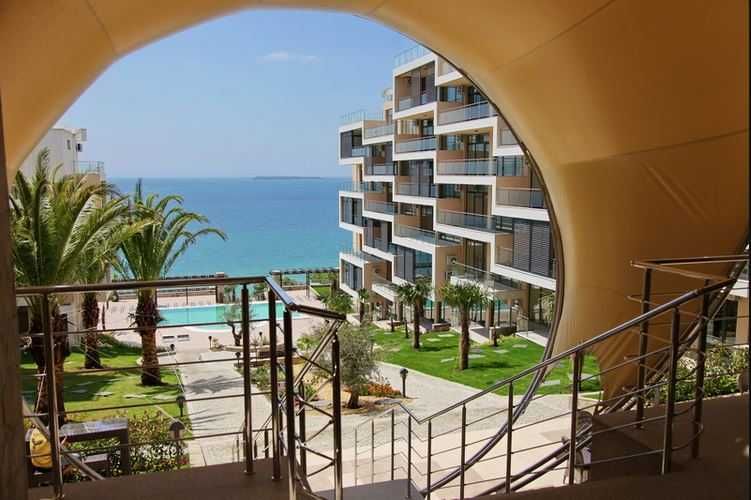 Продава се Двустаен апартамент в Свети Влас - 60 кв.м за 1417 €/кв.м - Снимка #17