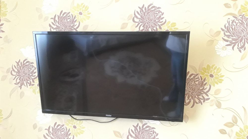 Телевизор на запчасти Haier