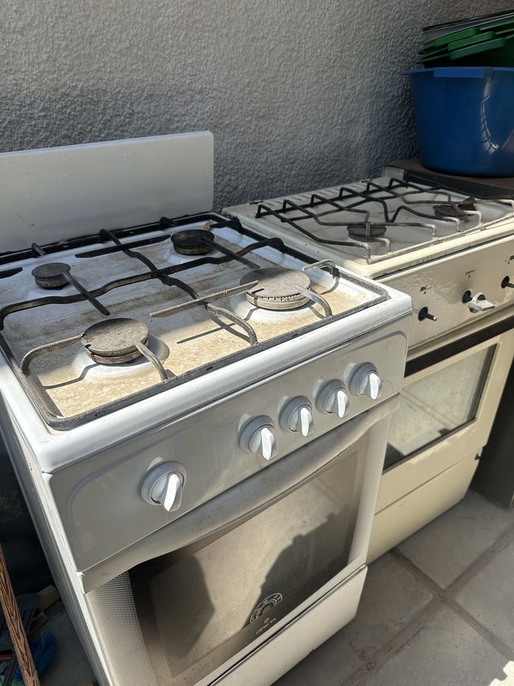 Продается две газовые плиты
