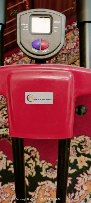 Vând aparat fitness .