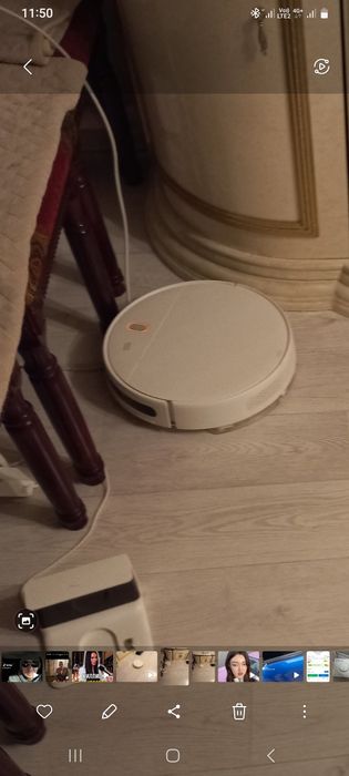 Продам робот пылесос