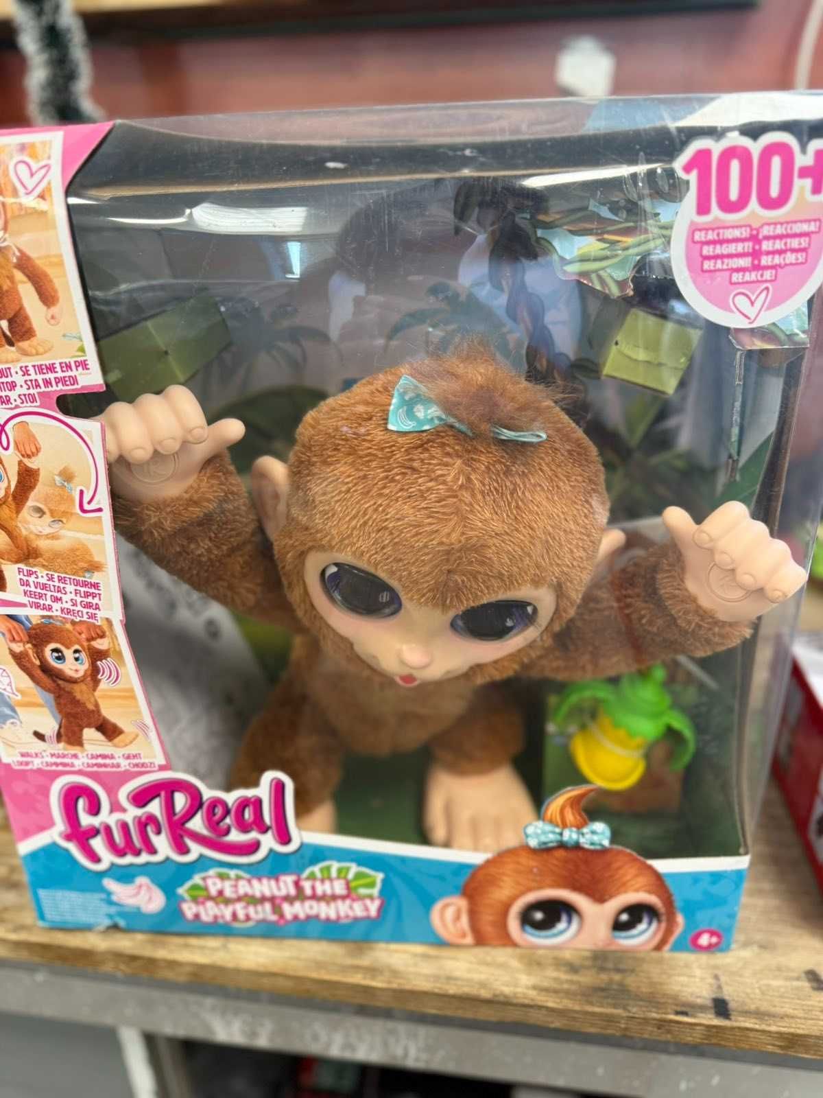 Интерактивна плюшена играчка Monkey  със счупено краче
