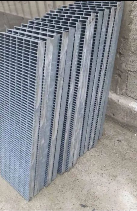 Trepte zincate și grătare zincate orice dimensiune și orice model