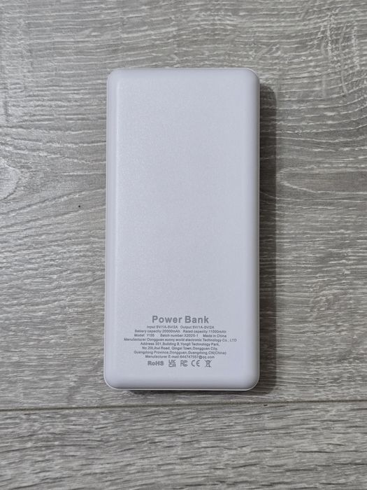 Power Bank 20.000mAh – 2 intrări/ieșiri, USB-C, LED display