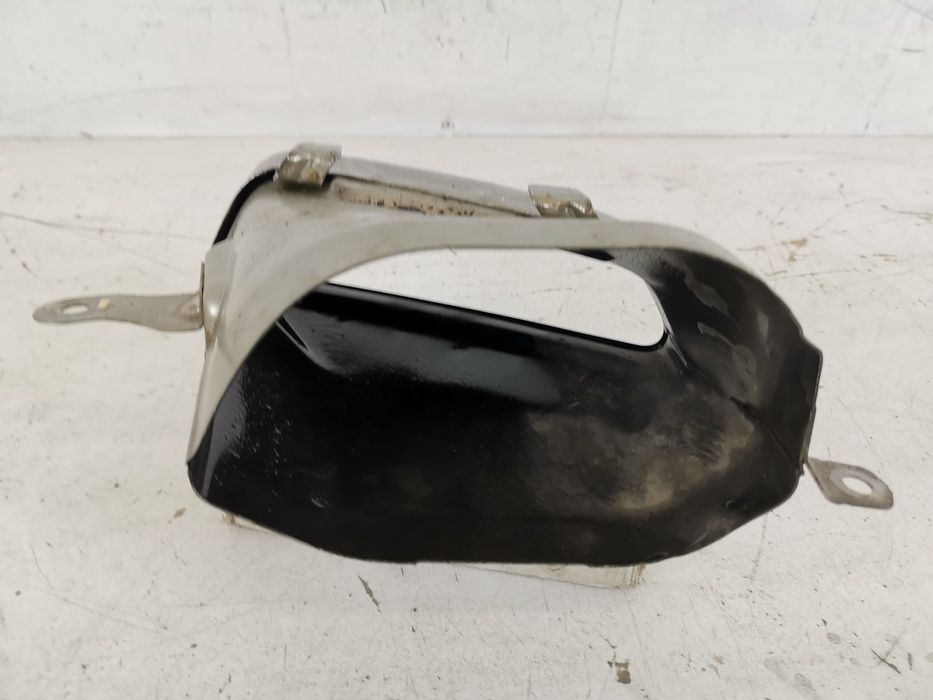 Ауди А6 / Audi A6 Ляв изпускателен връх в добро състояние, оригинален