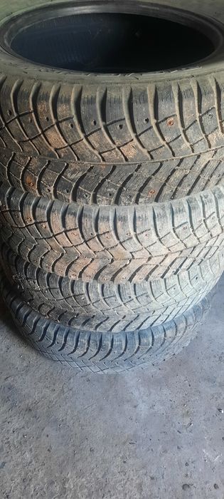 Продам зимнию резину