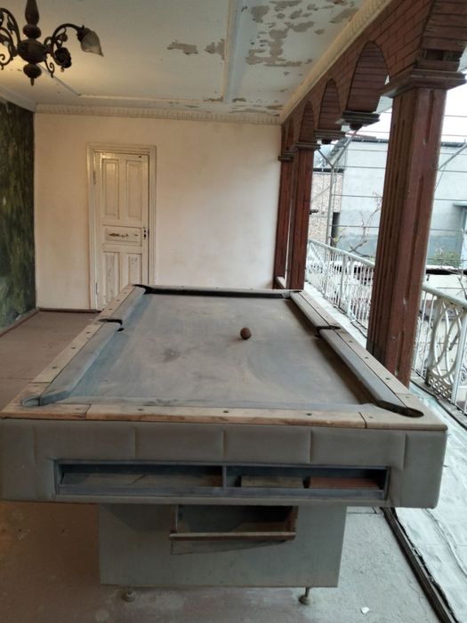 Продаю бильярдный стол б/у