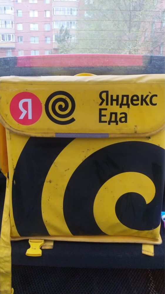 Продам яндекс еда  термосумку,термокороб