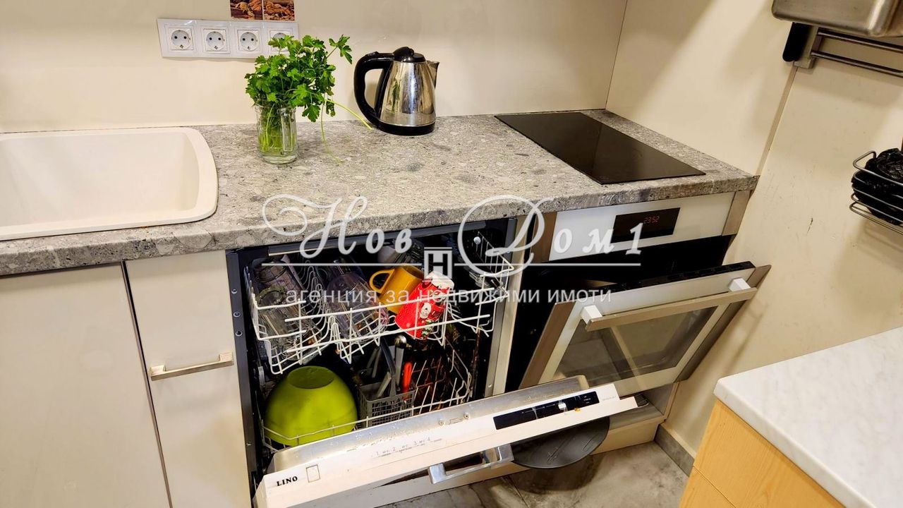 Продава се Тристаен апартамент в София, Кръстова вада - 102 кв.м за 4020 €/кв.м - Снимка #6