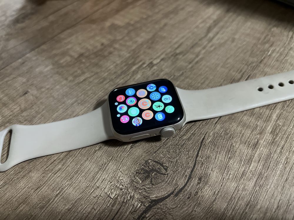 Apple Watch SE 2022