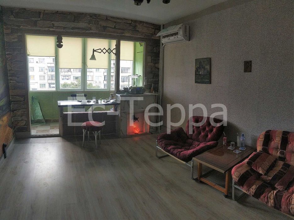 1ст. Хаджи Димитър до спирката на метрото