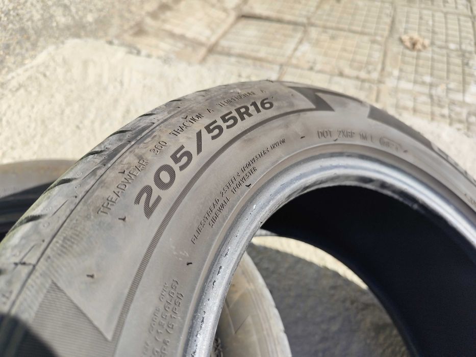 Продавам четири гуми.