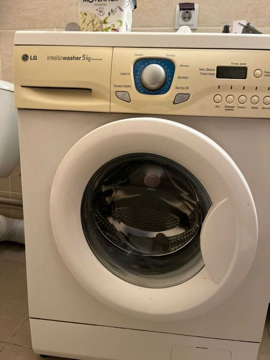 Стирал. машина LG 5 кг — б/у, работает исправно. Есть нюанс в описании