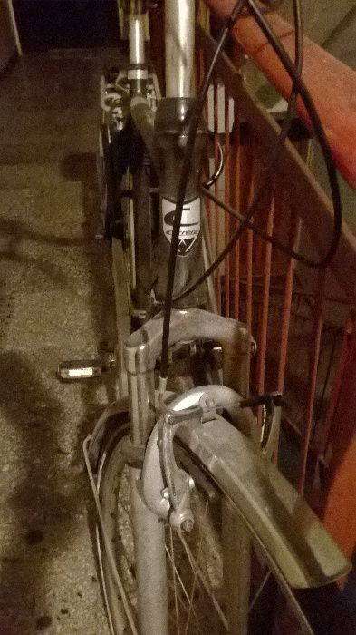 Bicicleta Carrera, cadru de aluminiu, jante 28, fabricata in germania