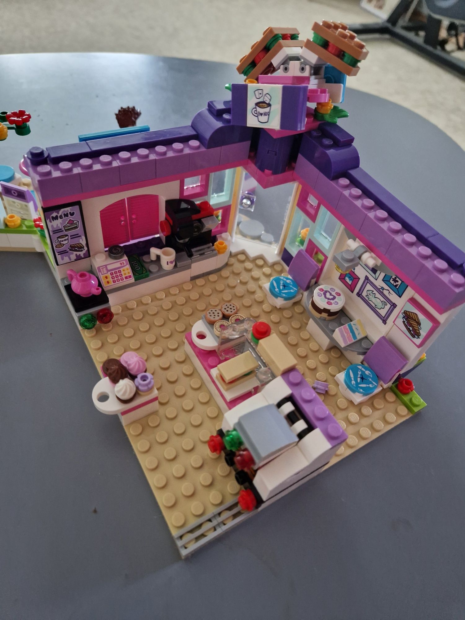 Lego friends-cafeneaua Emmei