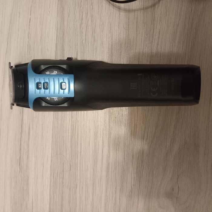 Masina de tuns reminton am tot la ea se încarcă tine bateria