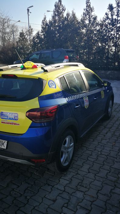 Vând Dacia Sandero Stepway
