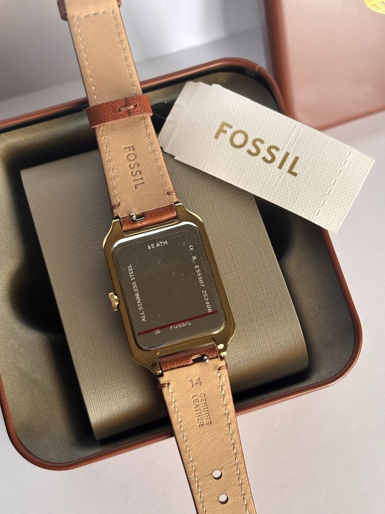 Дамски часовник Fossil