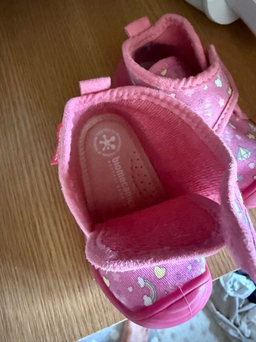 Papuci de casă . Biomecanics