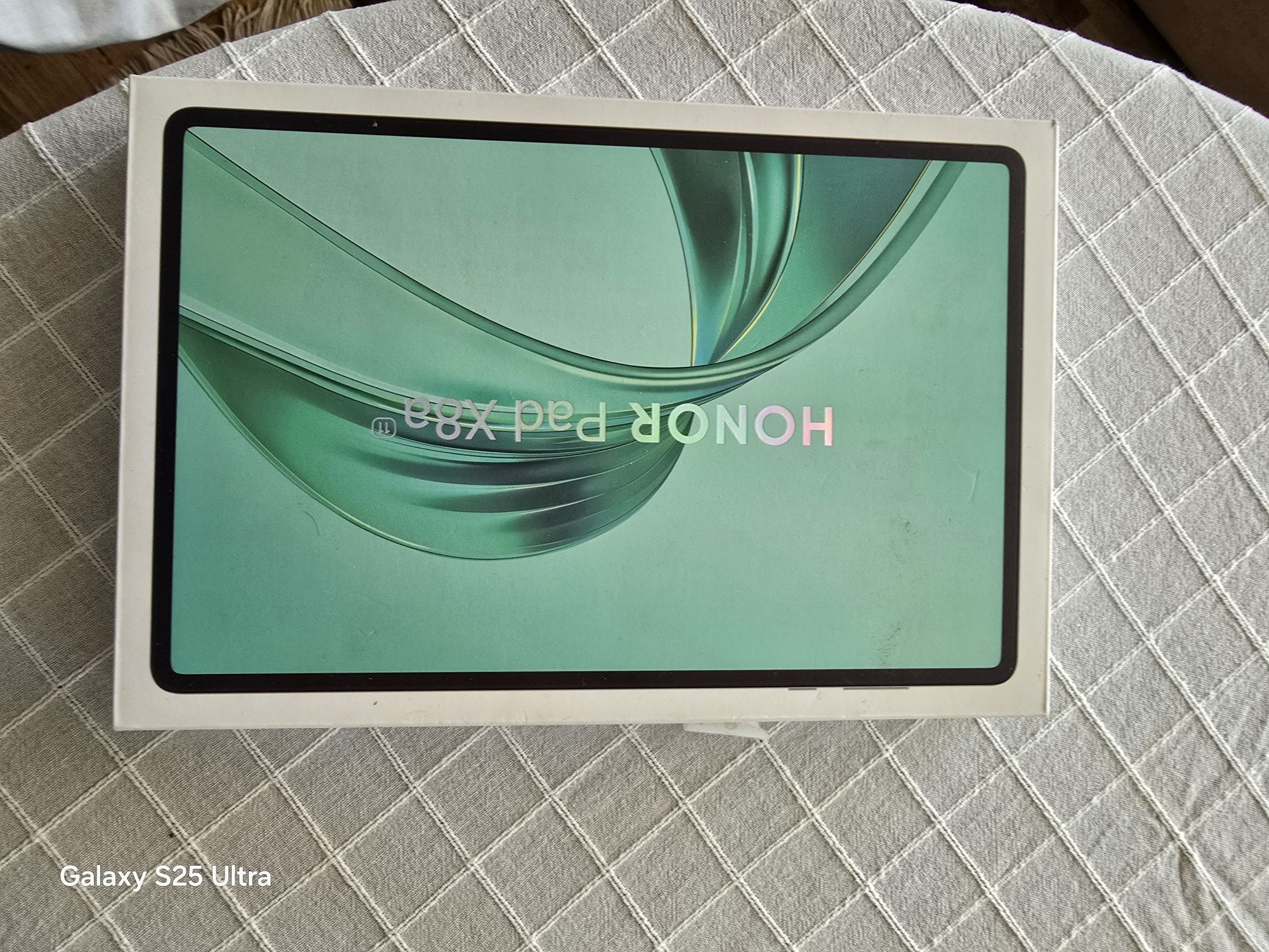 Таблет honor 10 инча