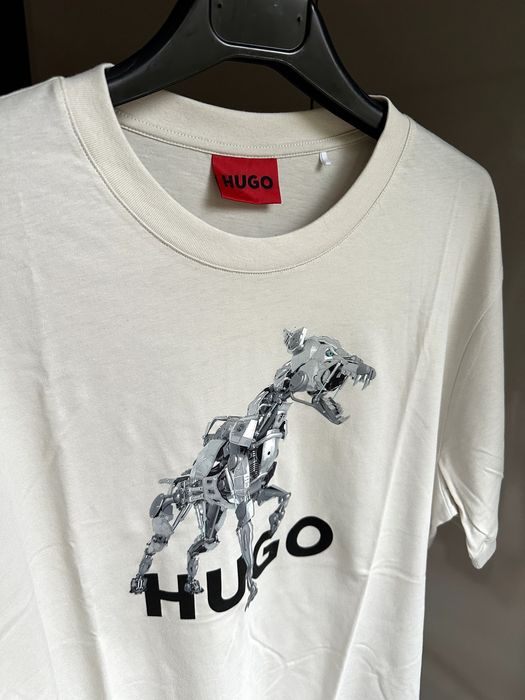 Тениска на HUGO - чисто НОВА