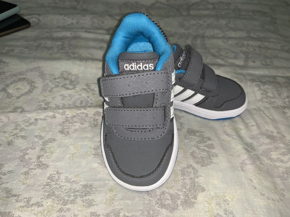 Детские кроссовки Adidas kids Original