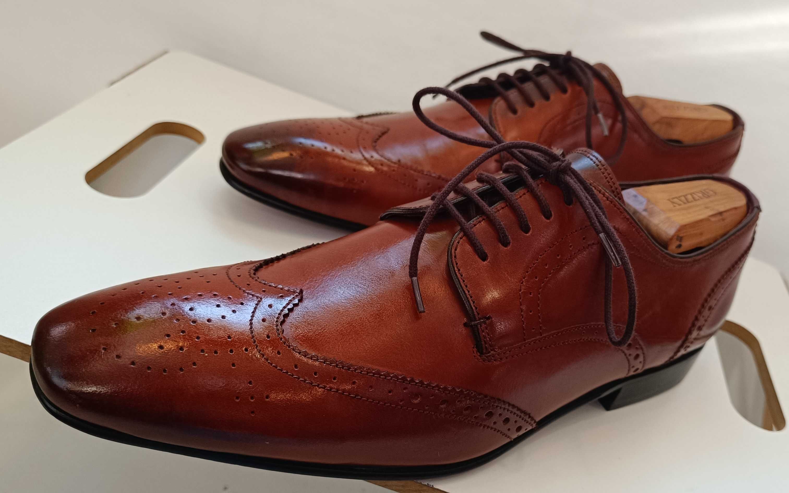 Pantofi derby 41.5 42 brogue Ted Baker London NOI piele naturala moale