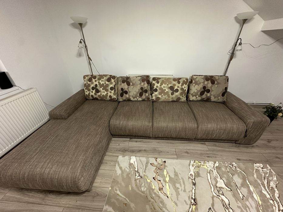 Canapea extensibila!