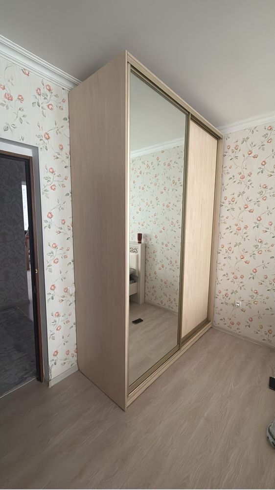 Шкаф купе до потолка