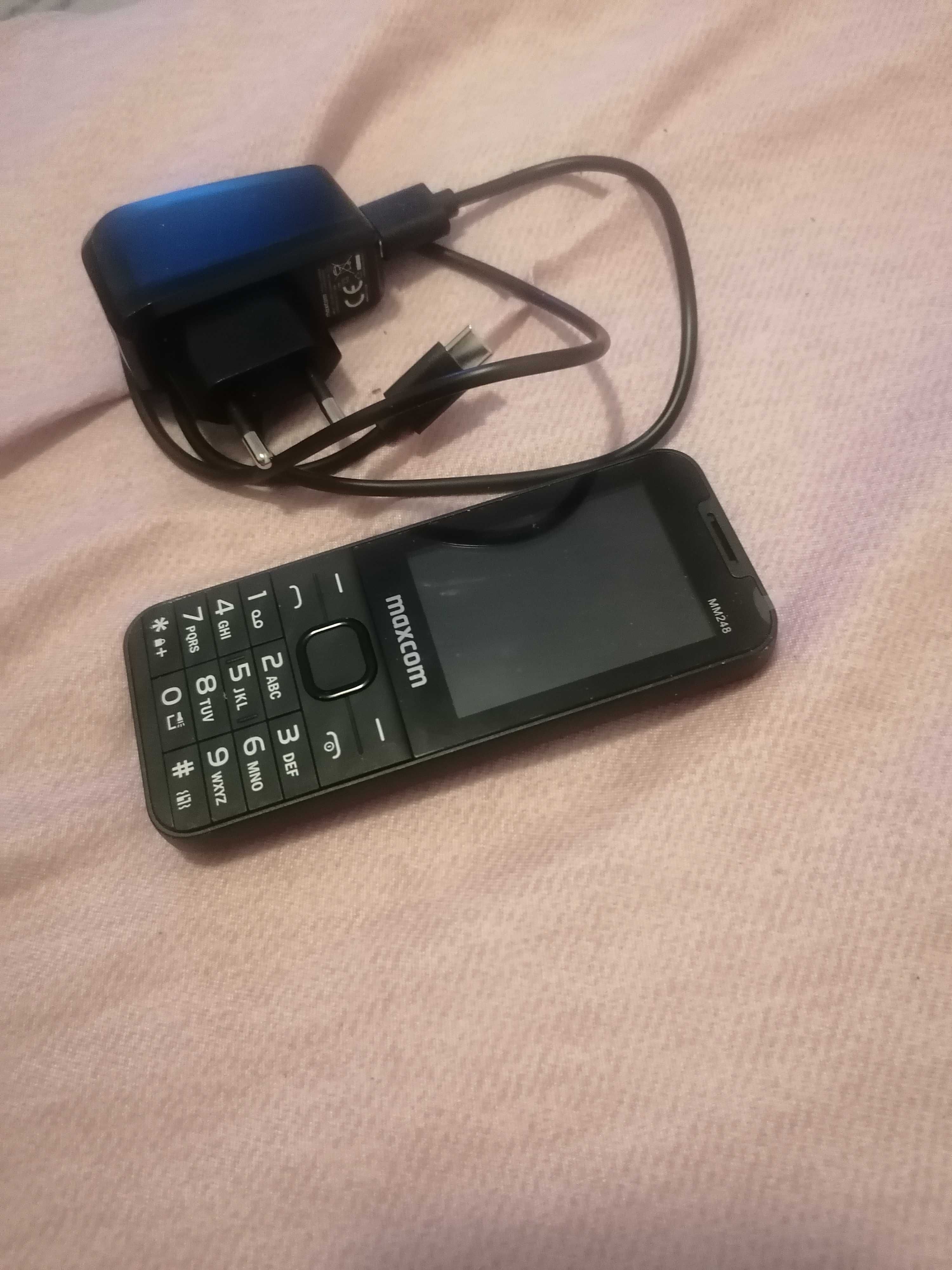 Telefon maxcom MM248