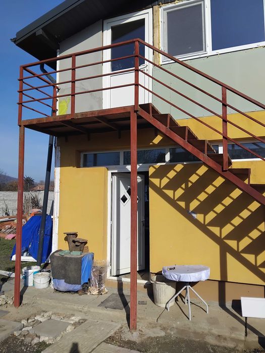 Scara metalica de exterior