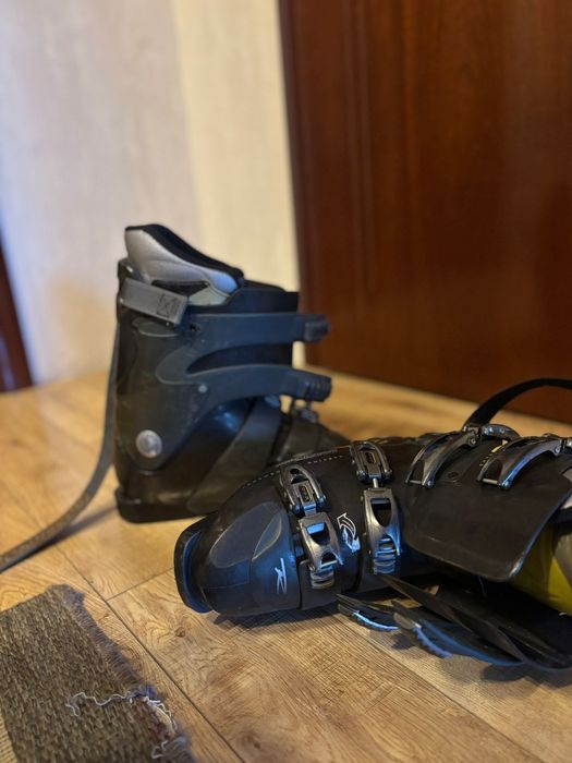 Лыжные ботинки Rossignol