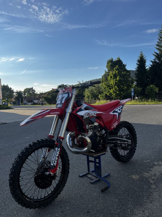 Vând gas gas 250 2023 ( nu ktm , yamaha, husqvarna , honda )