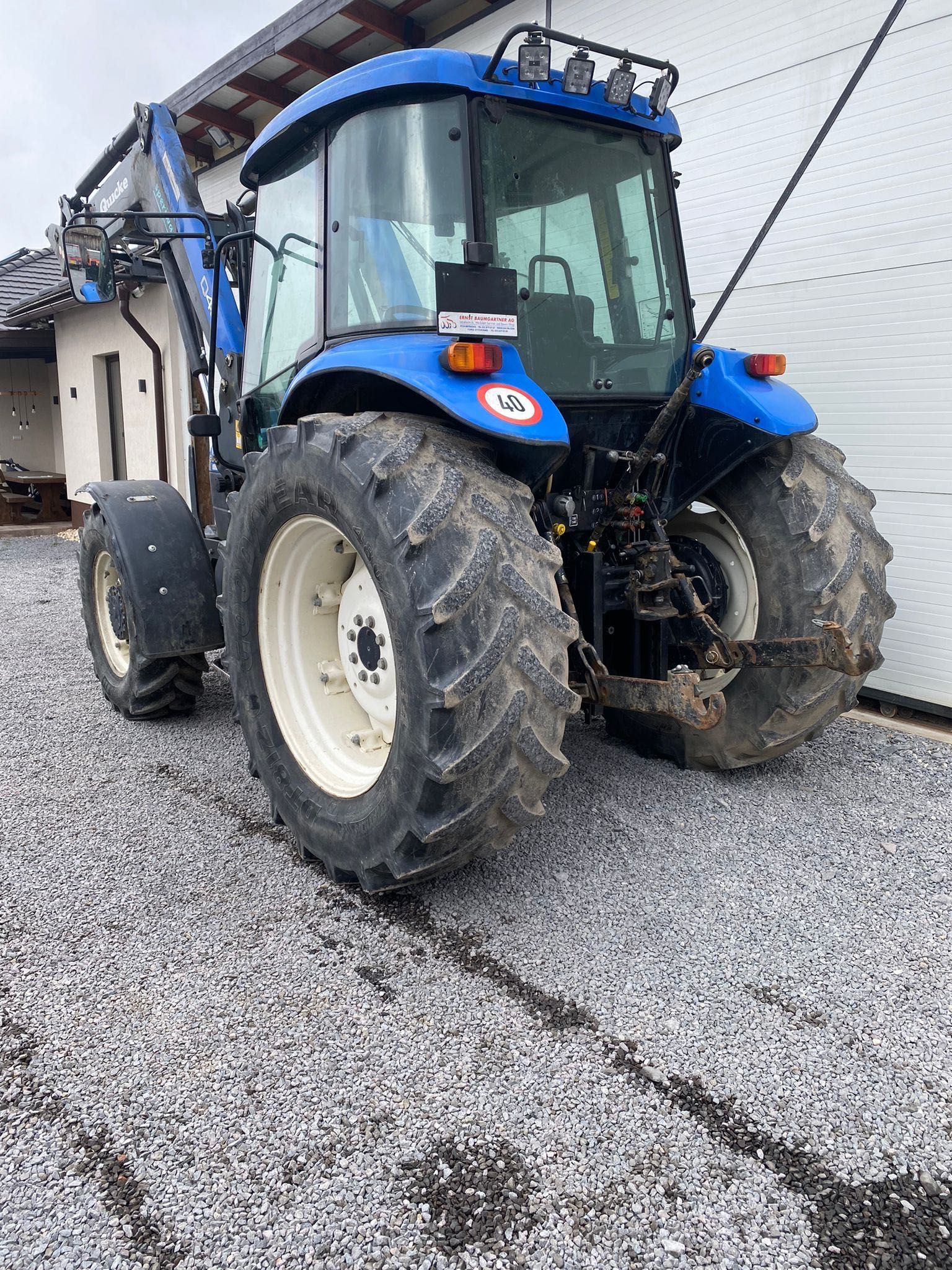 Tractor New Holland TD95D 2005 cu incarcator frontal recent adus