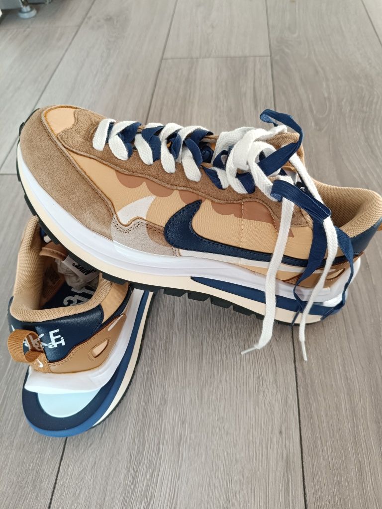 Nike sacai  nepurtati