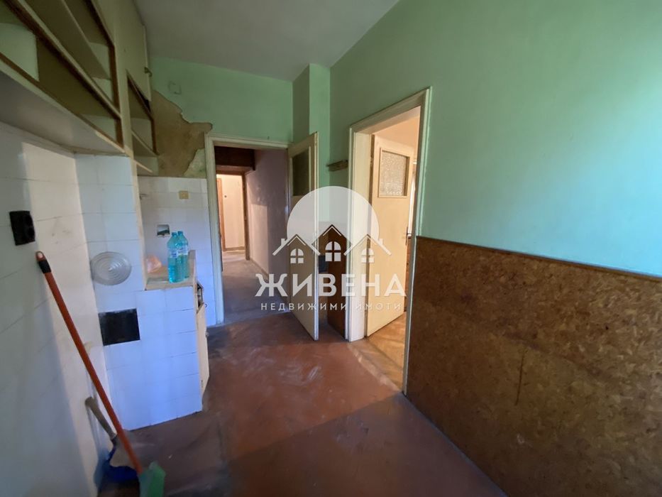 Продава се Четиристаен апартамент в Варна, Спортна зала - 115 кв.м за 3035 €/кв.м - Снимка #6